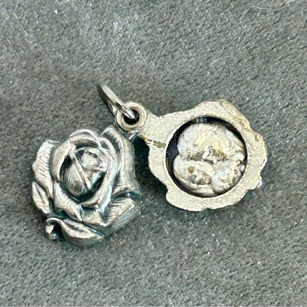 Ricordo religious medallion rose flower two fold locket style pendant